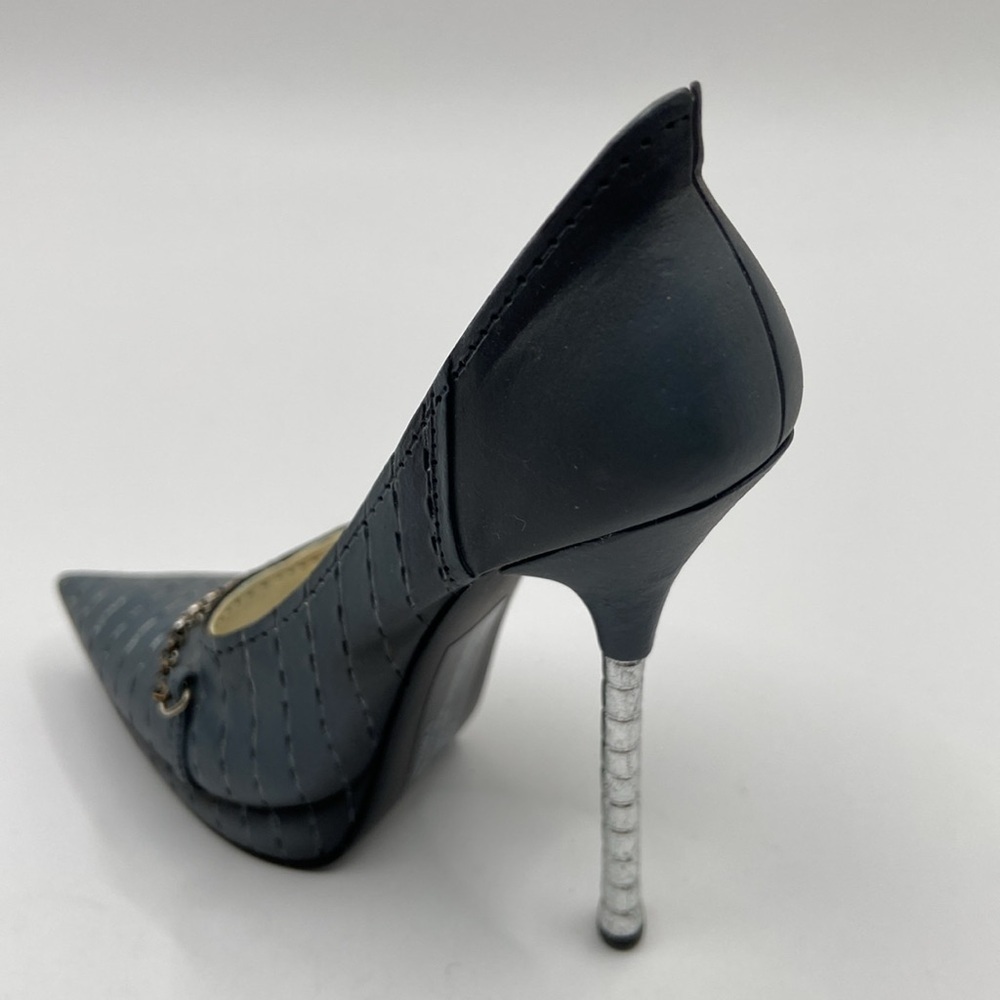 Just The Right Shoe Step Into Your Fantasies Gray Miniature Shoe by Raine - Picture 5 of 13